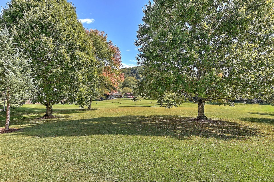 Photo #33: 736 Valley Drive