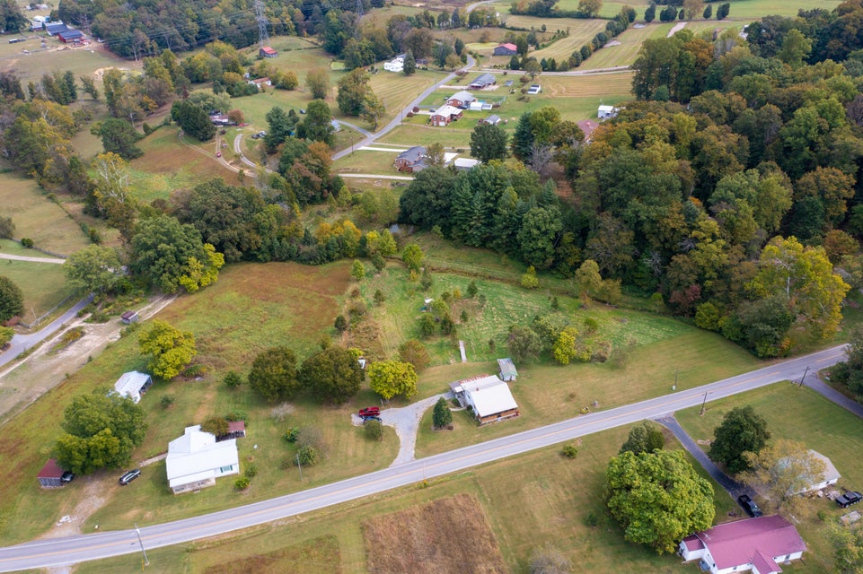 Photo #27: 825 Goshen Valley Road