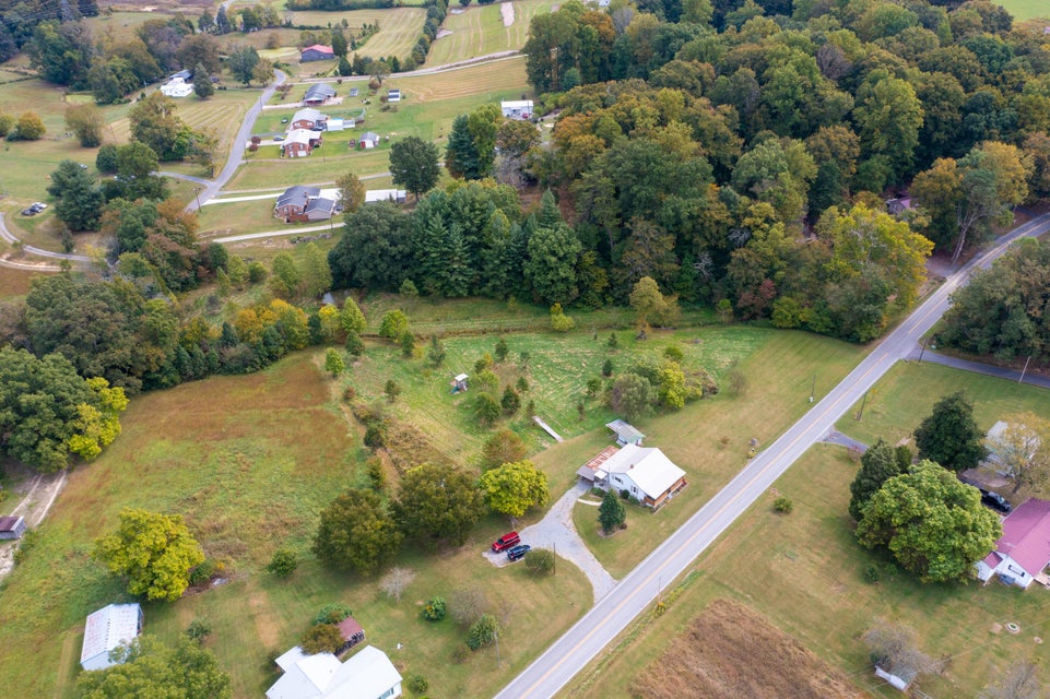 Photo #28: 825 Goshen Valley Road