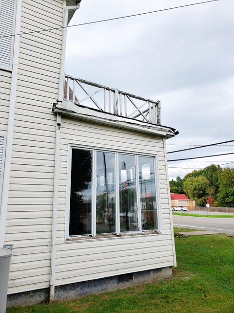 Photo #4: 314 Main Street