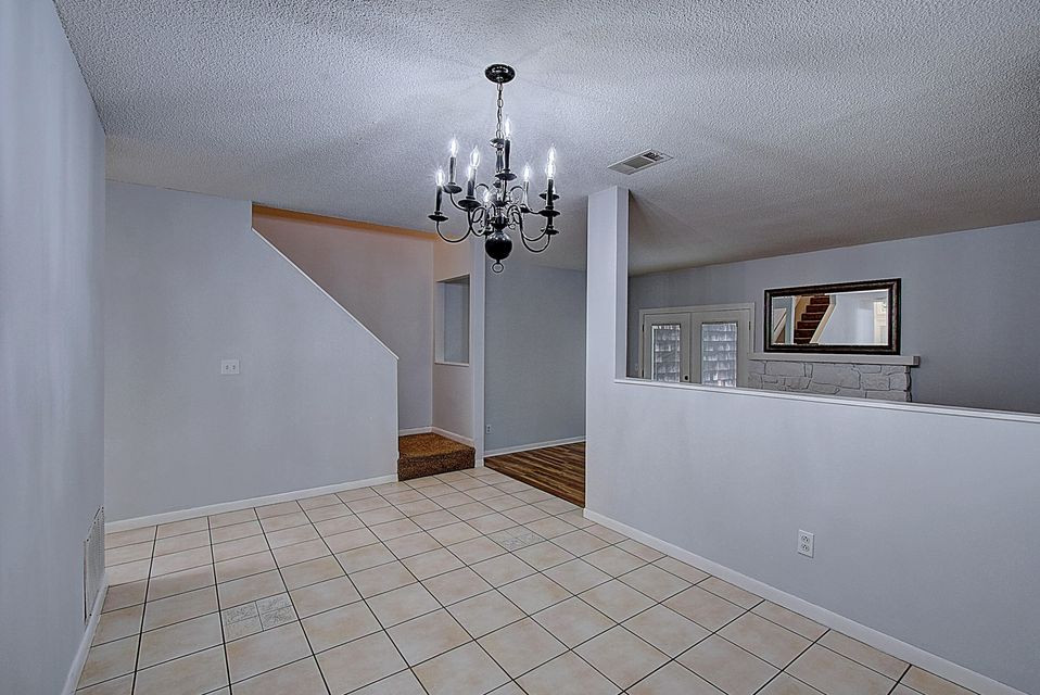 Photo #7: 115 Beechnut Street