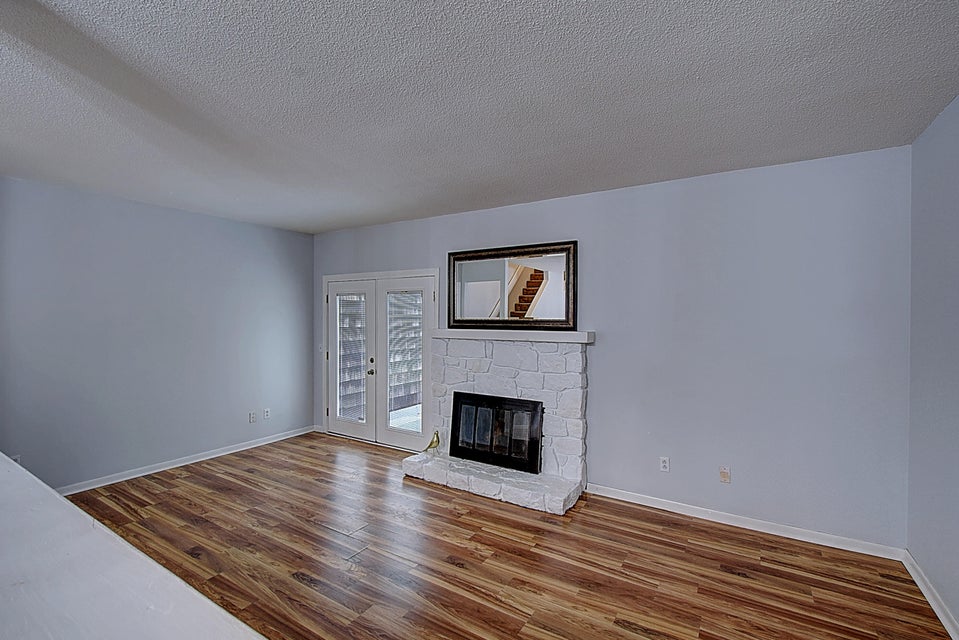Photo #11: 115 Beechnut Street