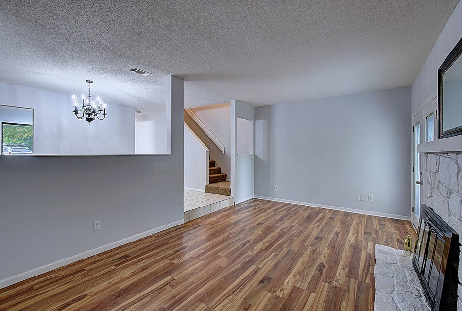 Photo #14: 115 Beechnut Street
