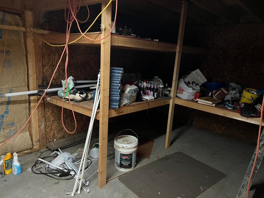 Photo #9: 995/1005 Robinwood Rd