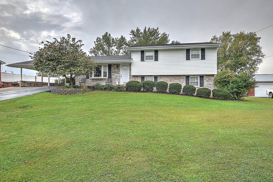 Photo #1: 578 Morgan Street