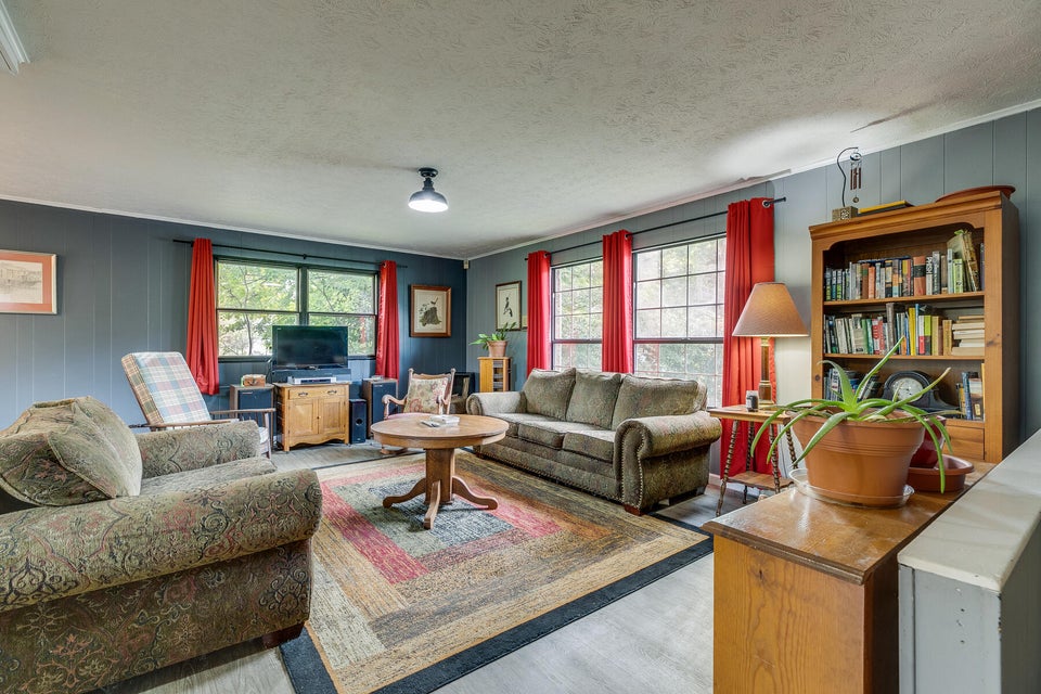 Photo #7: 132 Greyland Drive