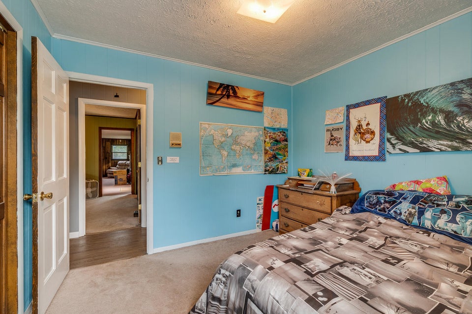 Photo #25: 132 Greyland Drive