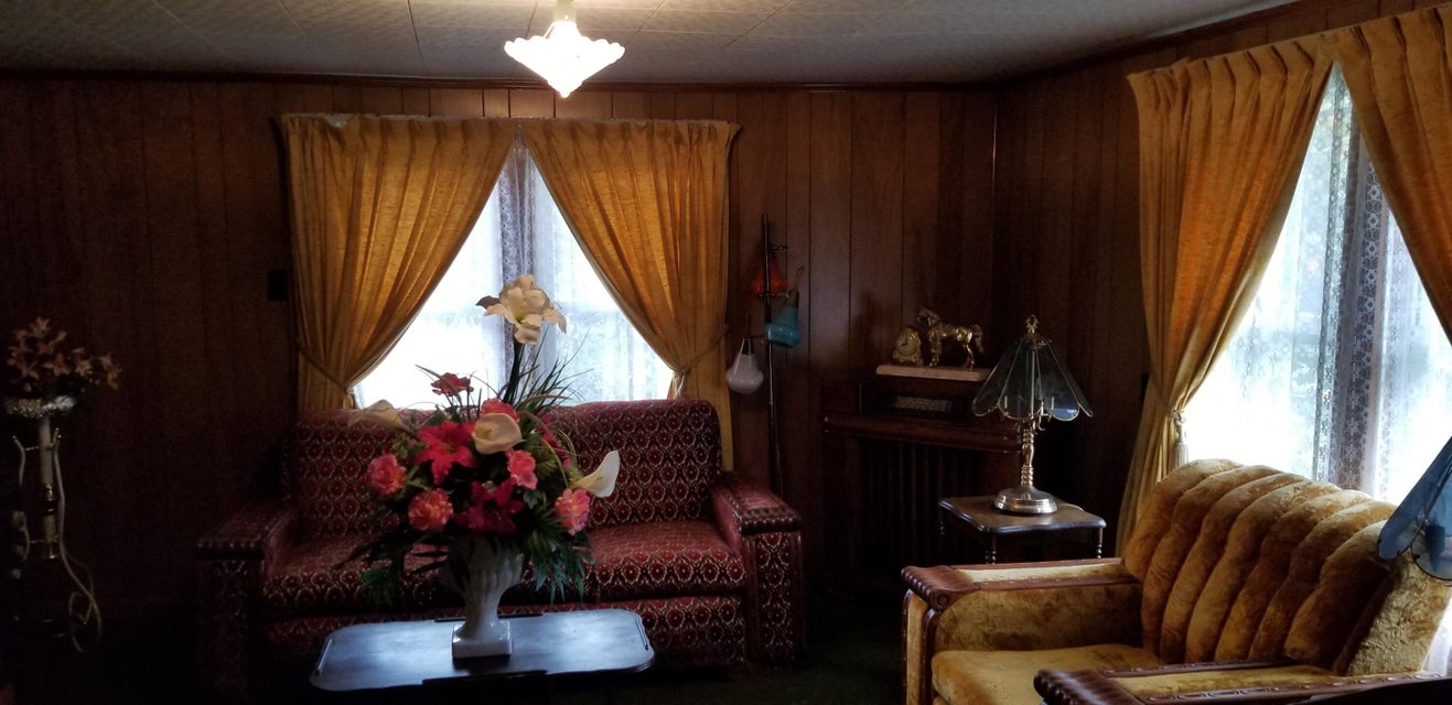 Photo #26: 1342 Farmer Street