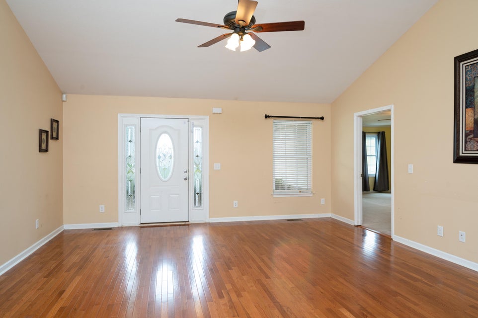 Photo #4: 250 Bradford Lane