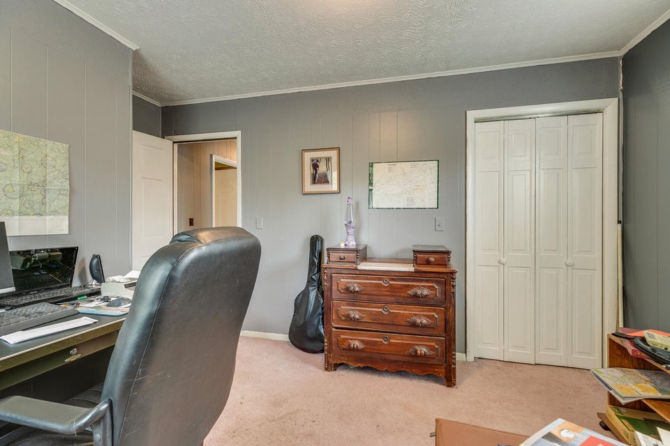 Photo #31: 132 Greyland Drive