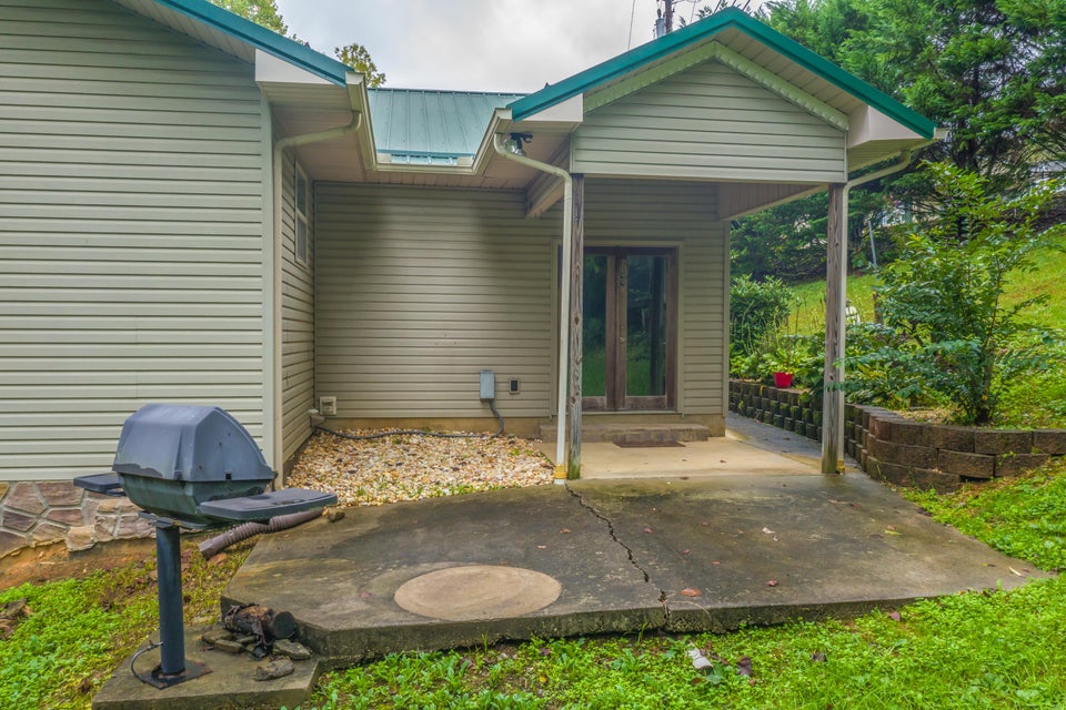 Photo #5: 122 Sierra Lane