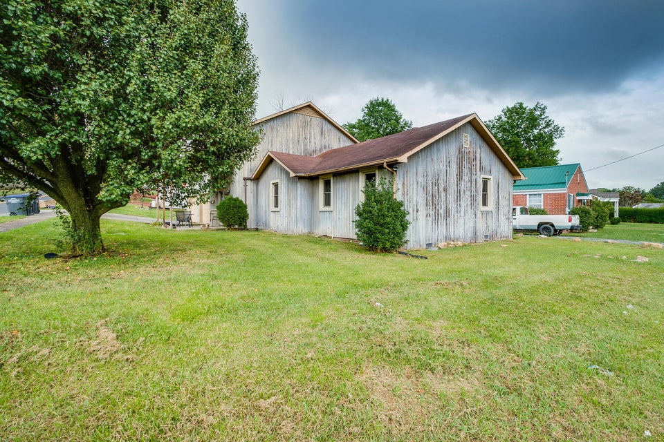 Photo #2: 1209 Lamont Street
