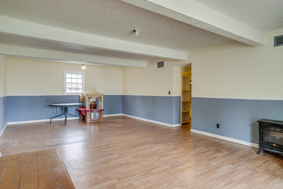 Photo #8: 1209 Lamont Street