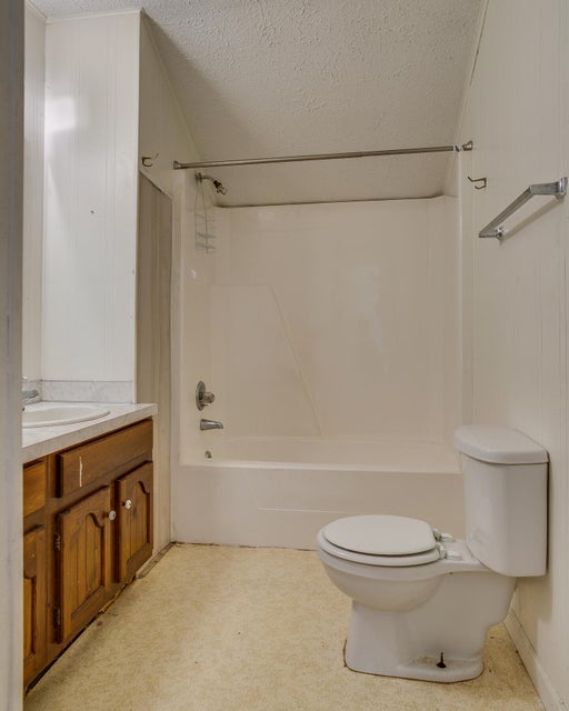 Photo #20: 1209 Lamont Street