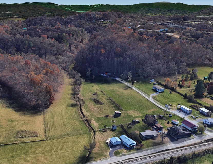 Photo #3: 189 Woodlyn Road