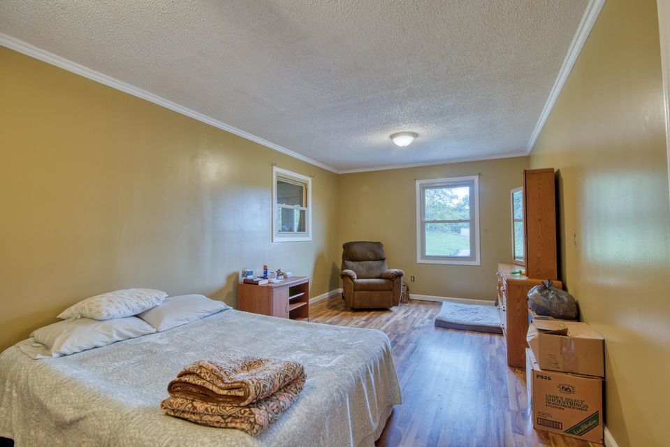Photo #14: 189 Woodlyn Road