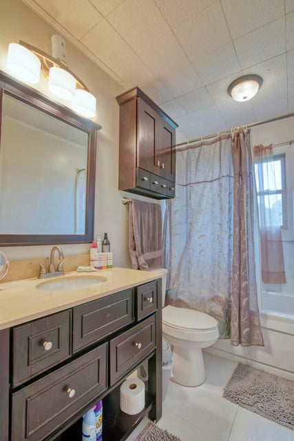 Photo #12: 189 Woodlyn Road