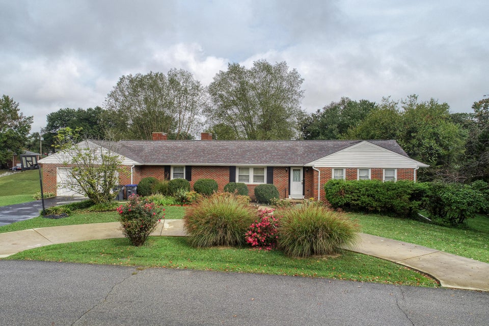 Photo #2: 408 Manderley Road