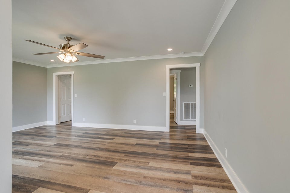 Photo #6: 1228 Catawba Street