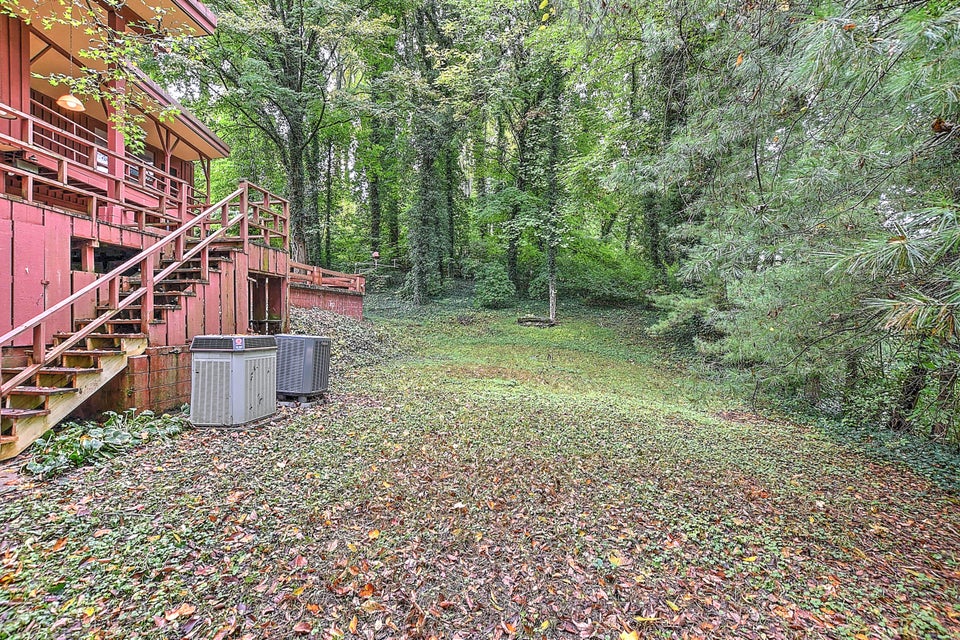 Photo #39: 28 Cedar Lane