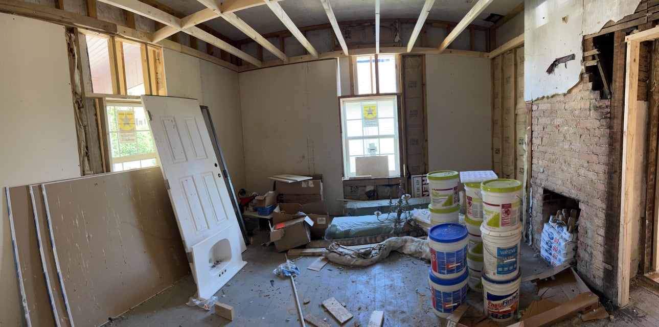 Photo #7: 219 Park Street