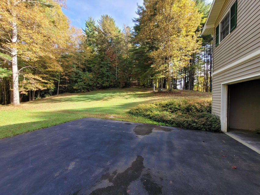 Photo #14: 335 Dear Hill Lane