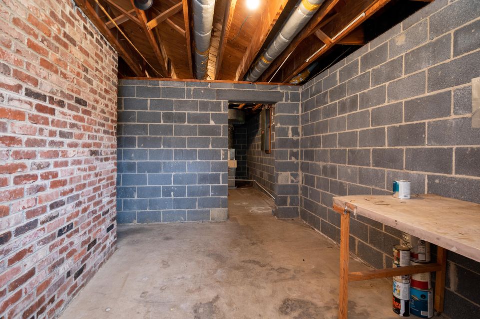 Photo #33: 2121 Heatherly Road