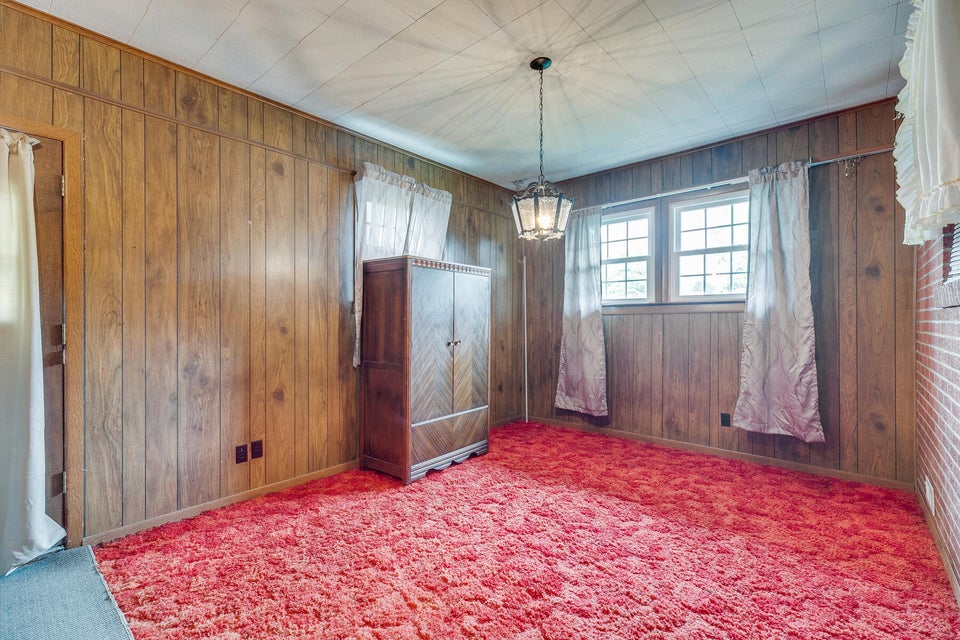 Photo #12: 806 Harding Avenue