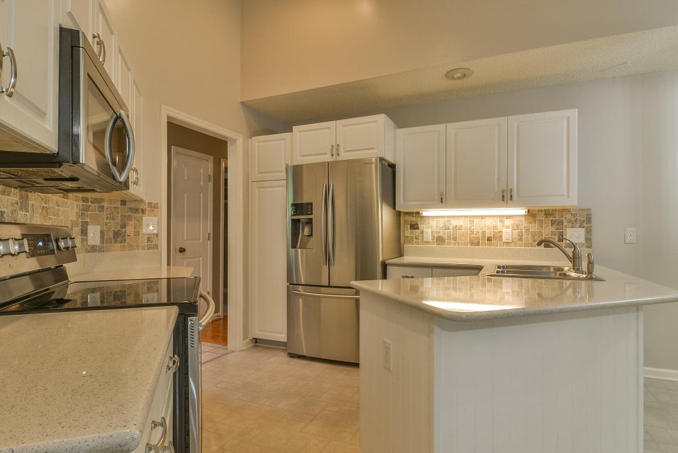 Photo #9: 405 Woodberry Circle