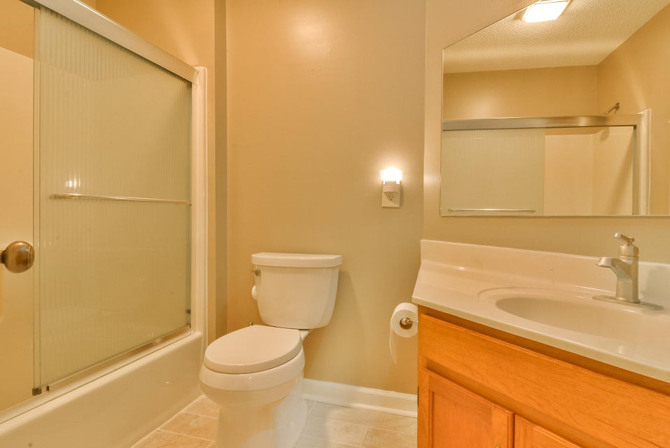 Photo #25: 405 Woodberry Circle