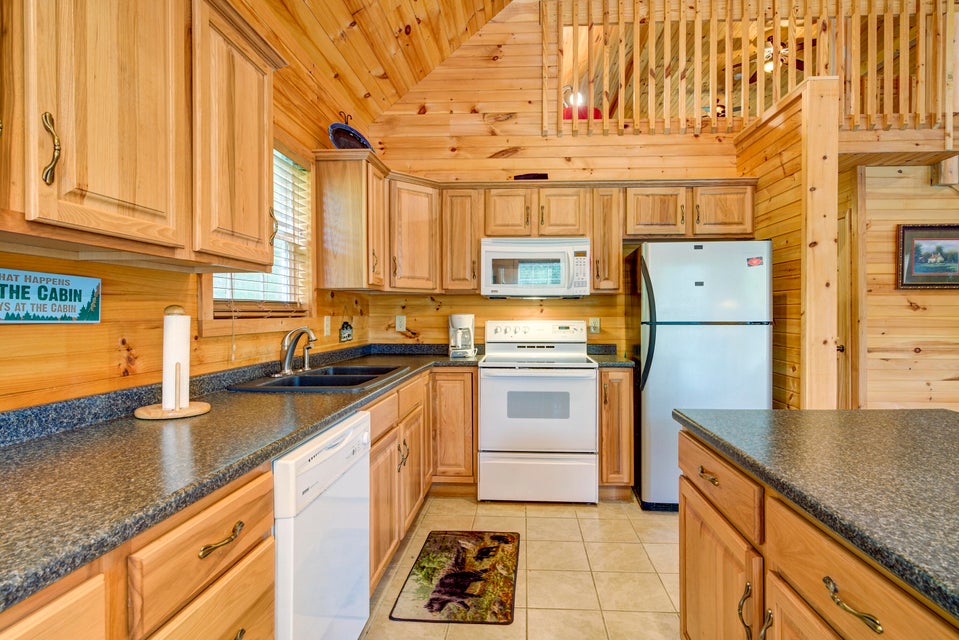 Photo #9: 108 Sylvan Way