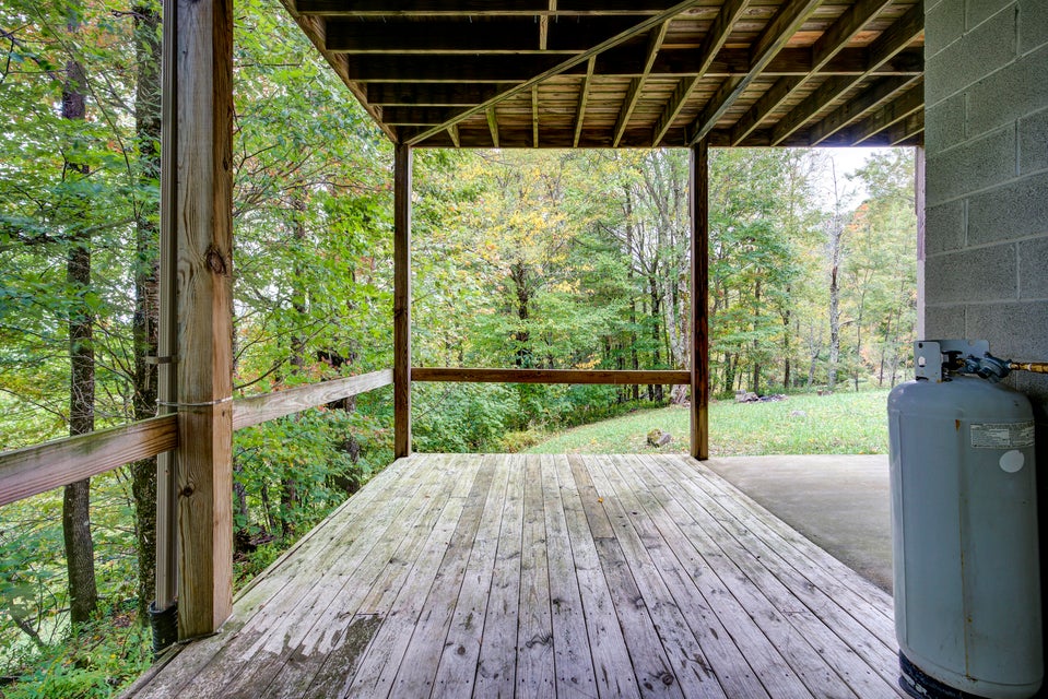 Photo #35: 108 Sylvan Way