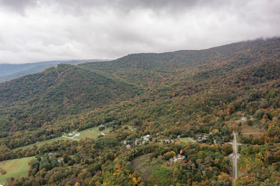 Photo #45: 108 Sylvan Way