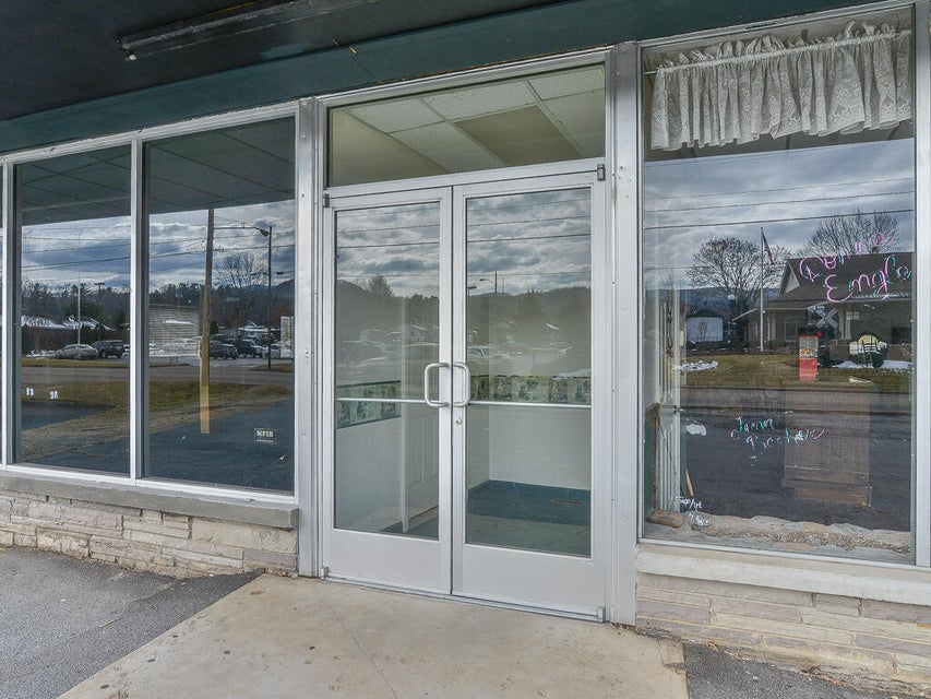 Photo #2: 1021 Main Avenue