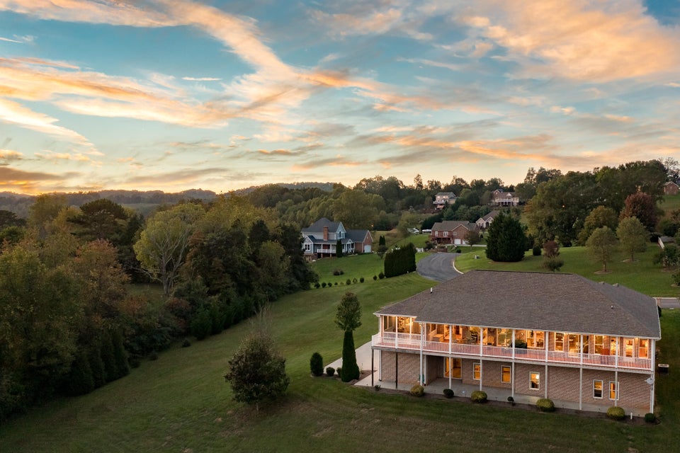 Photo #5: 231 Roanoke Drive