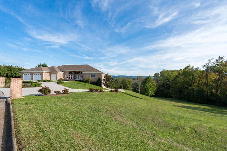 Photo #10: 231 Roanoke Drive