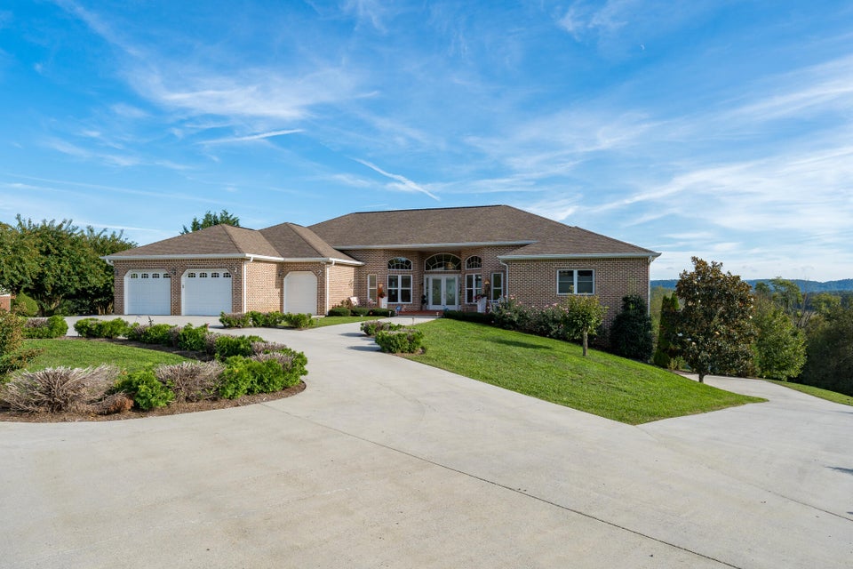 Photo #11: 231 Roanoke Drive