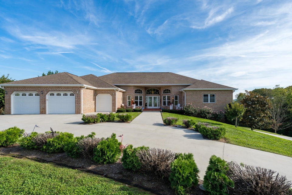 Photo #12: 231 Roanoke Drive