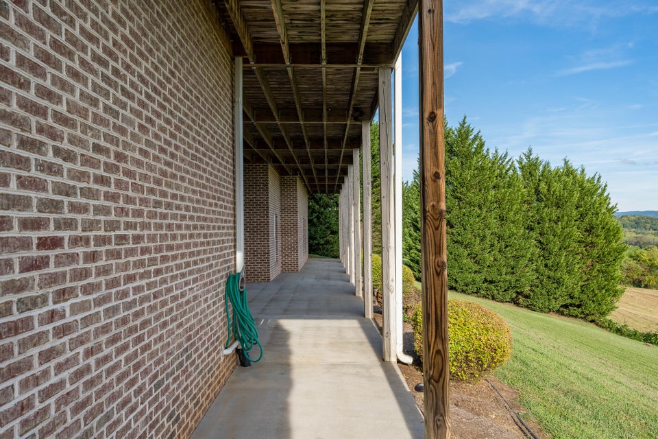 Photo #34: 231 Roanoke Drive