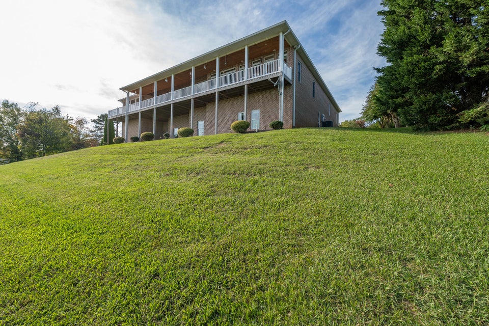 Photo #38: 231 Roanoke Drive