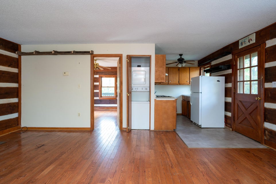 Photo #8: 2822 Walnut Street