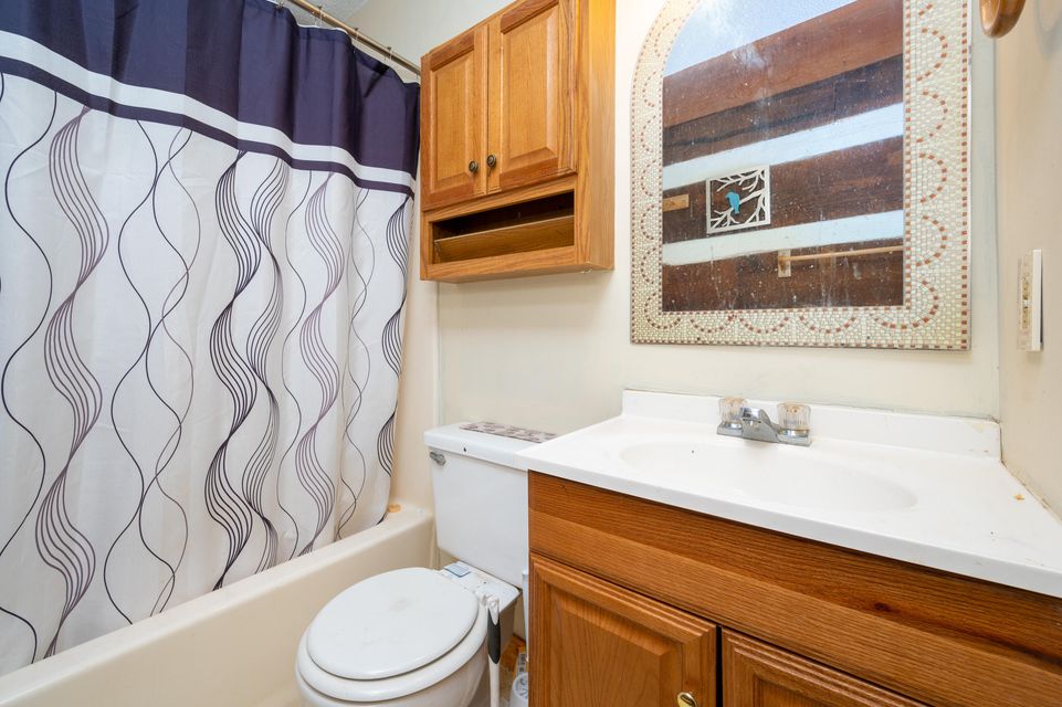 Photo #22: 2822 Walnut Street
