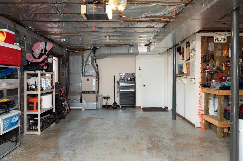 Photo #31: 2012 Louita Avenue