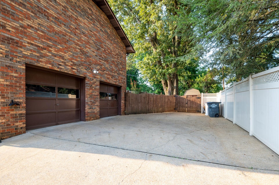 Photo #49: 2012 Louita Avenue