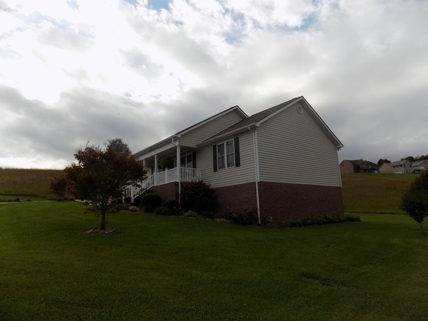 Photo #9: 210 Roanoke Drive
