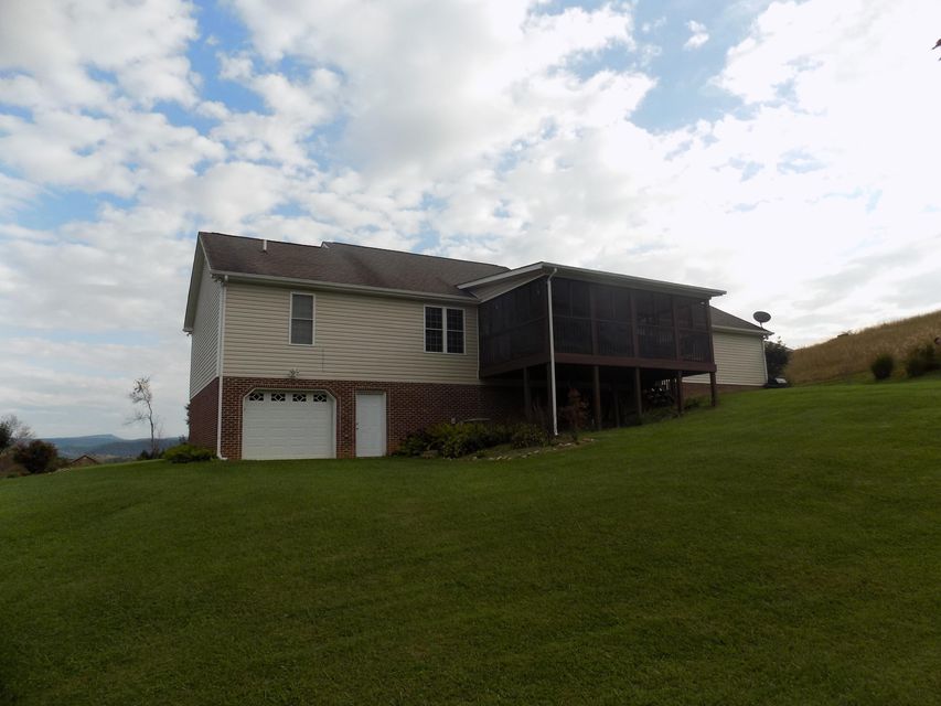 Photo #11: 210 Roanoke Drive