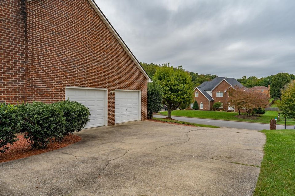 Photo #49: 3414 Berkshire Cir Circle