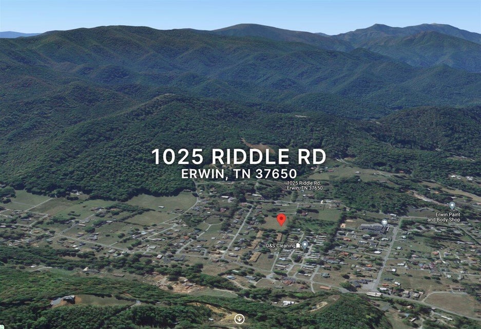 Photo #45: 1025 Riddle Road