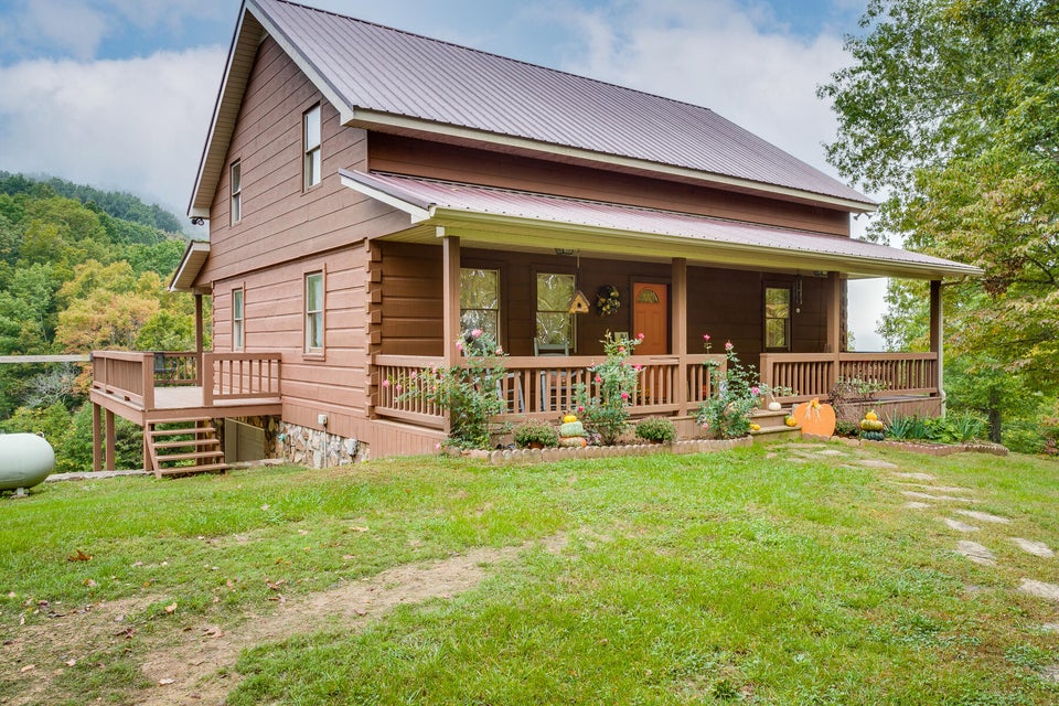 Photo #3: 156 Cherokee Drive