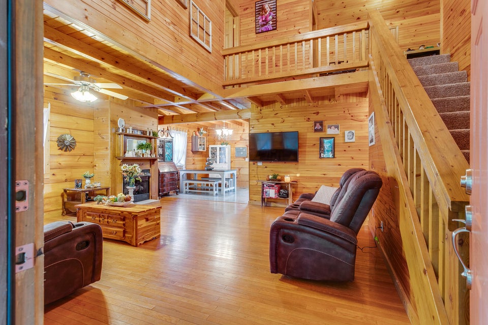 Photo #6: 156 Cherokee Drive